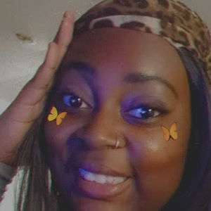 Meet your Posher, Inez